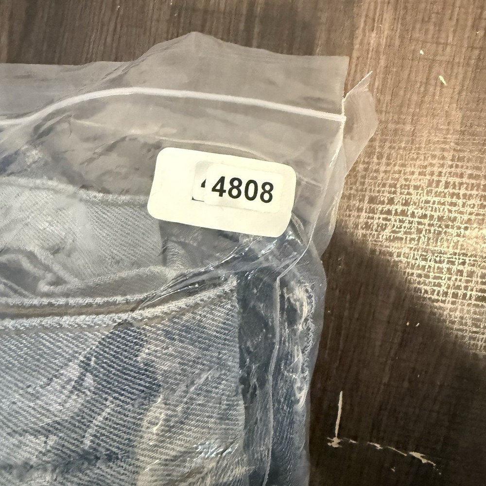 YoungLA Jean Jacket Mens Small Blue Distressed Acid Wash Denim Crossword Graphic - Picture 9 of 9